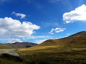 ���𻨱������Ƽ�����Ƶ������ʹ�����ԡ�վ��Ů��������Ϊ���� �����ｻ��(ͼ)...